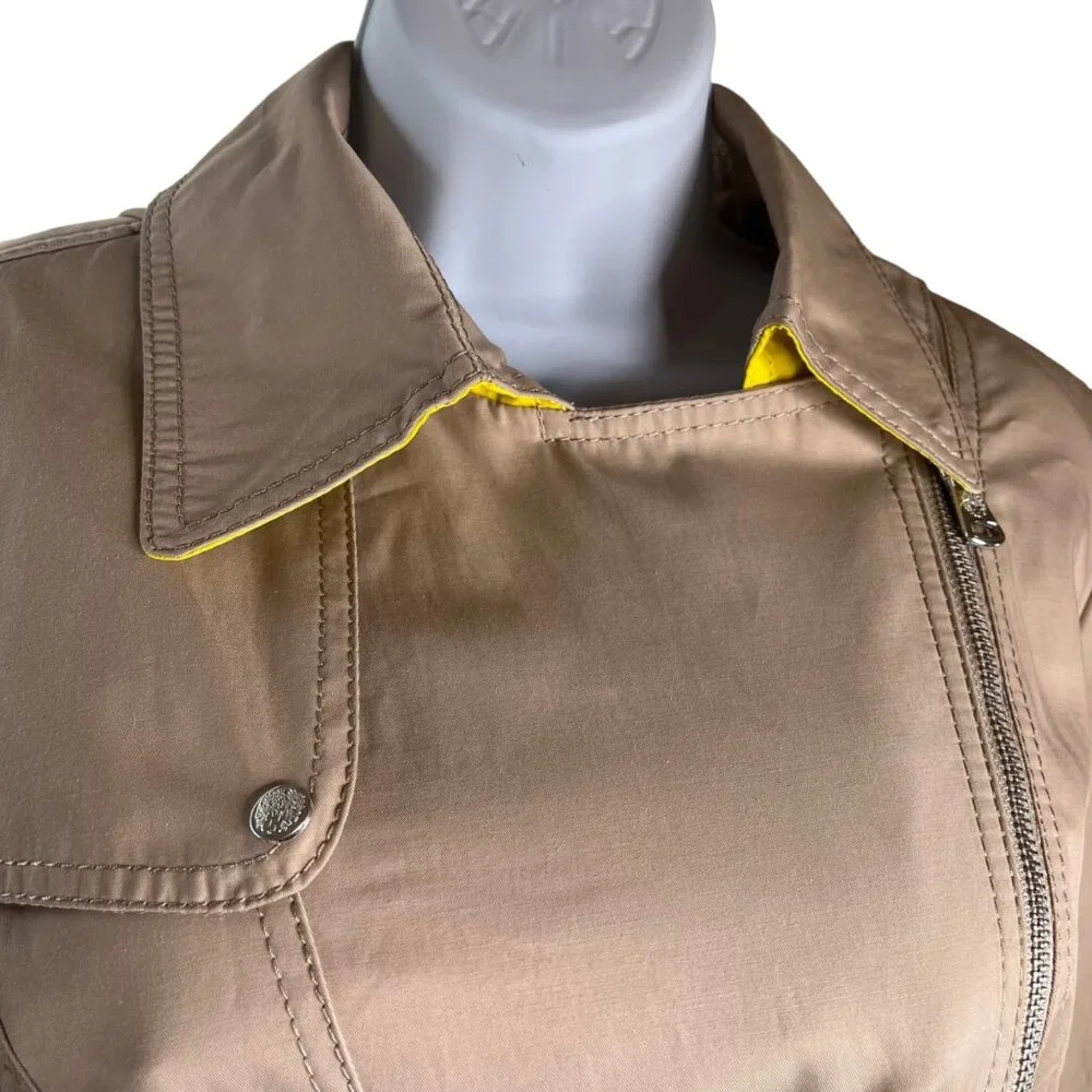 Vince Camuto Beige Trench Coat With Belt And Zippered Cuffs size large - Picture 10 of 12